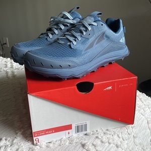Altra Lone Peak 6